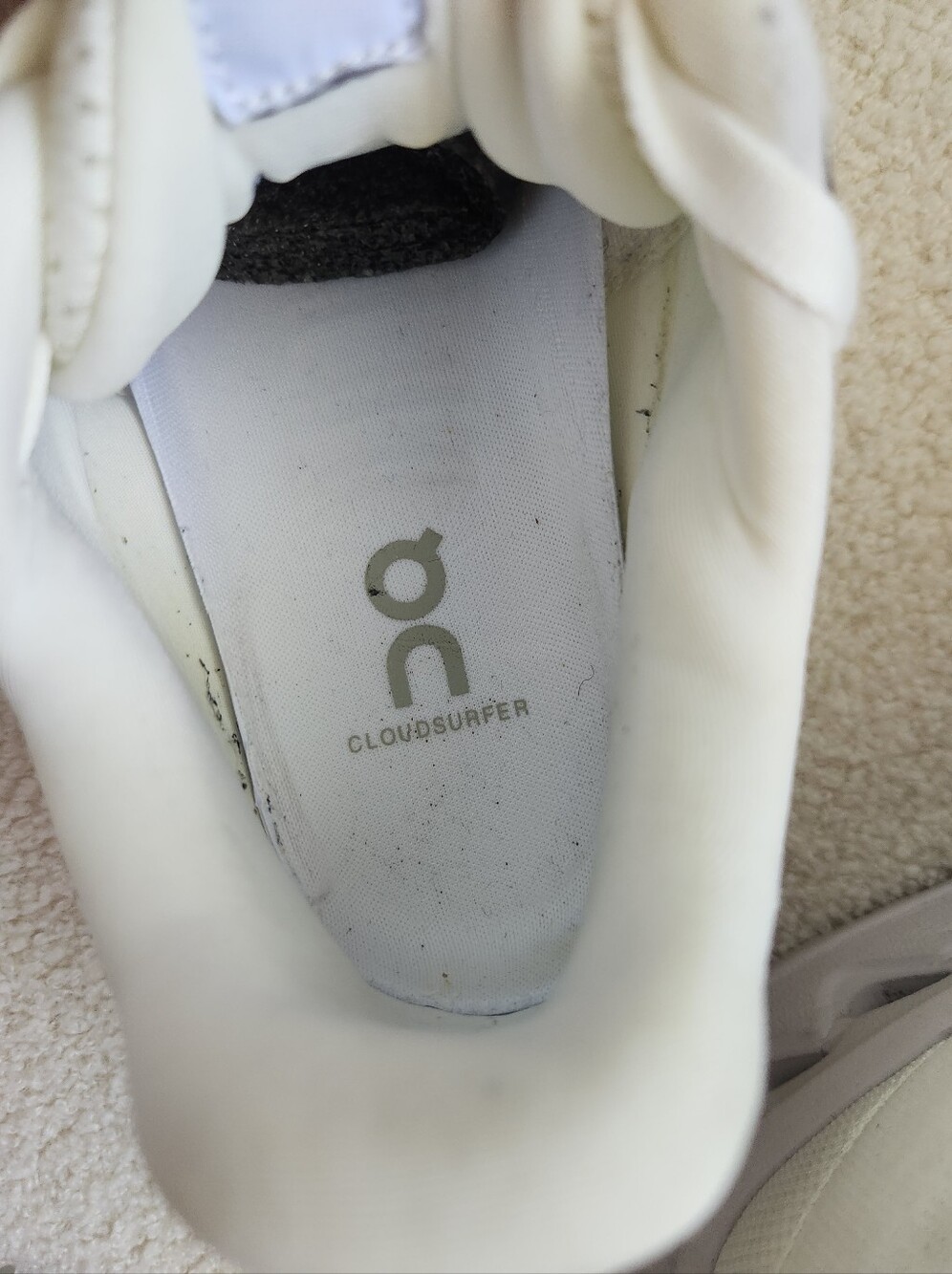Men’s White Sneakers Size 8 - Picture 15 of 16